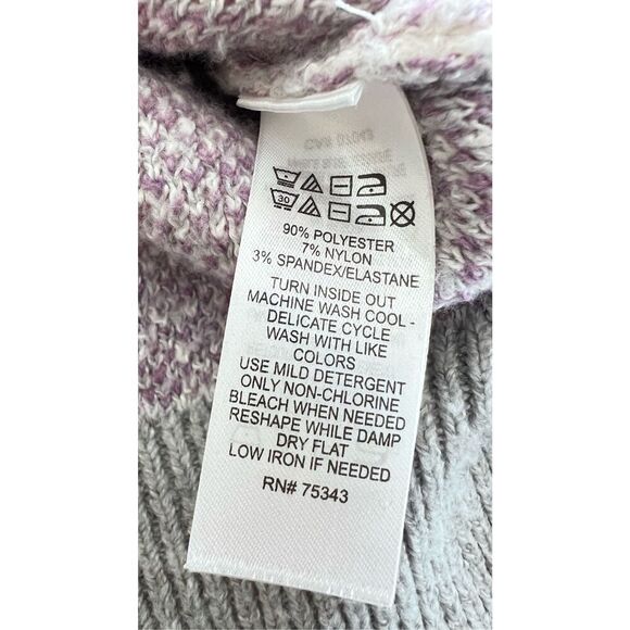 Christian Siriano New York Knit Pullover Soft Sweater size Small - Picture 8 of 8